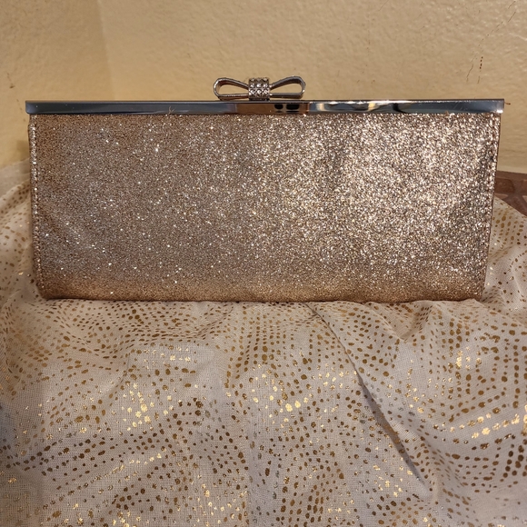 INC International Concepts Handbags - INC International Concepts Metallic Glitter Rose Gold Clutch Purse